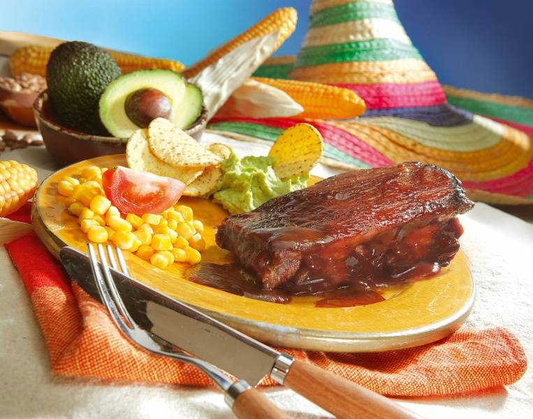 Travers de porc épais cuit sauce mexicaine